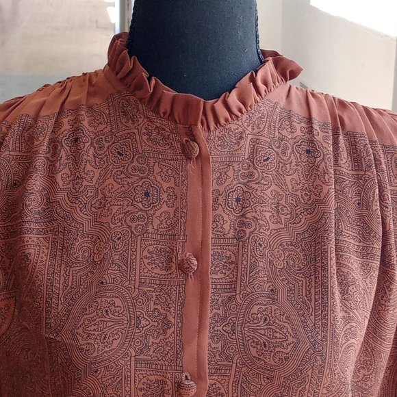 Brown and black sheer graphic Italian dress - Picture 10 of 11